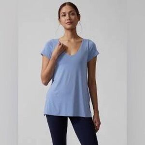 Athleta Light Blue V-Neck Essence support Short Sleeve Tee